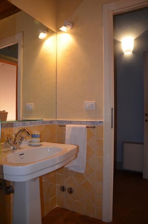 Agriturismo Al Podere Di Rosa Lucca Ruang foto