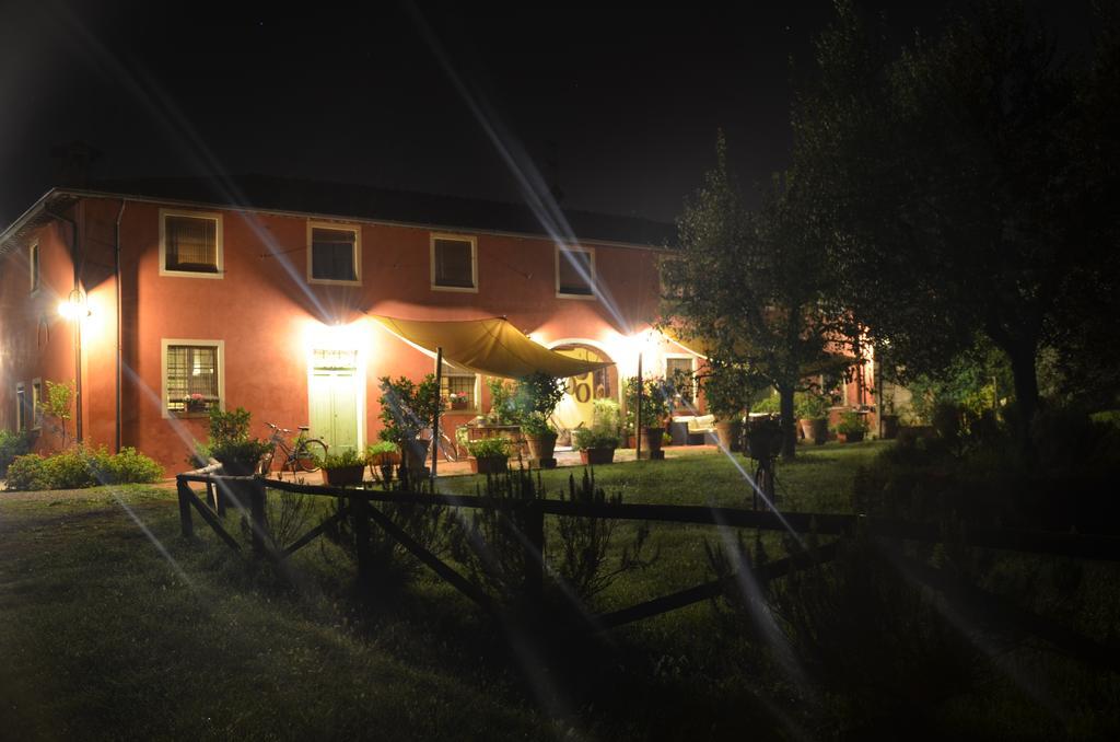 Agriturismo Al Podere Di Rosa Lucca Bagian luar foto